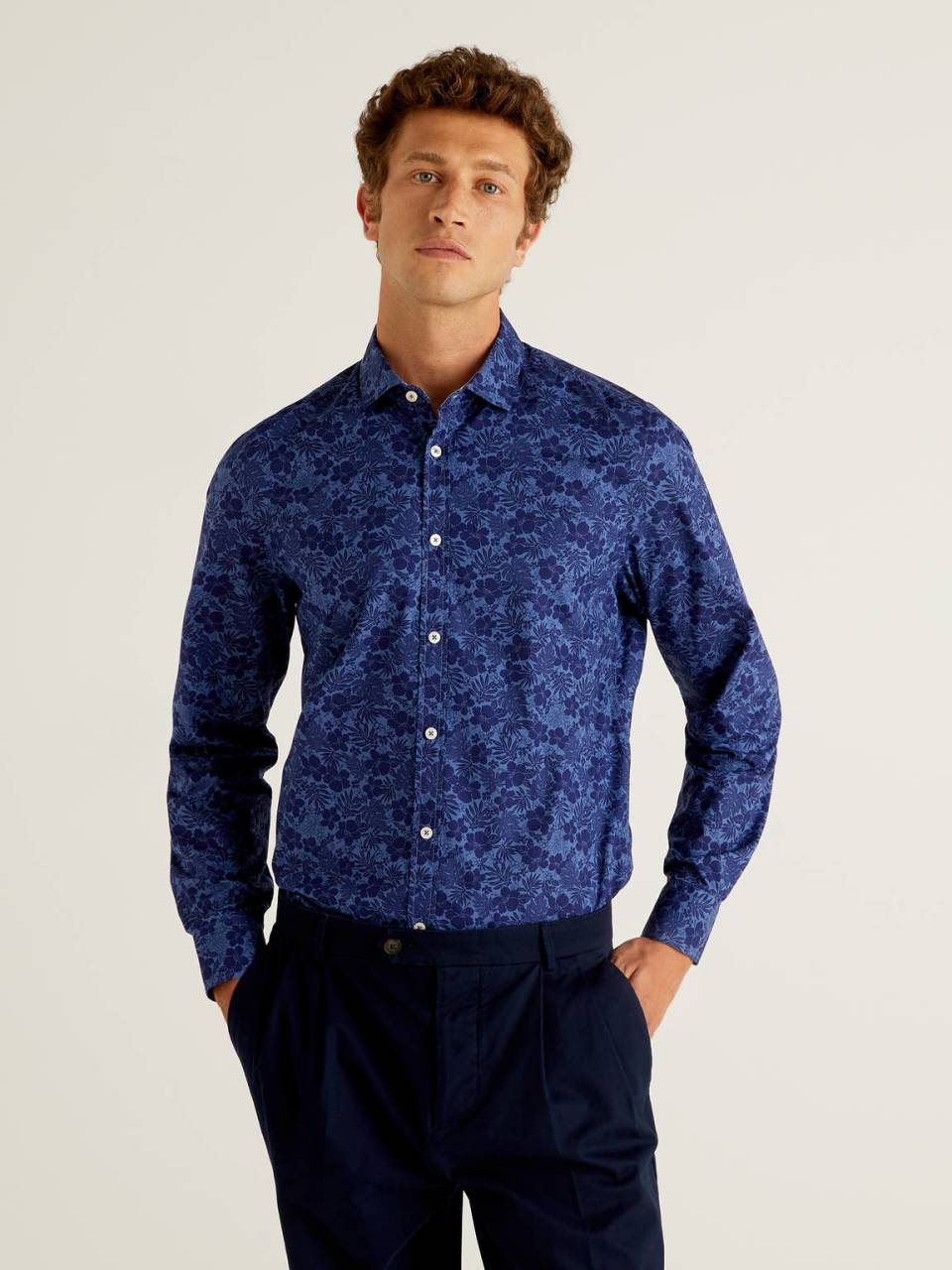 Benetton Patterned print slim fit shirt. 1