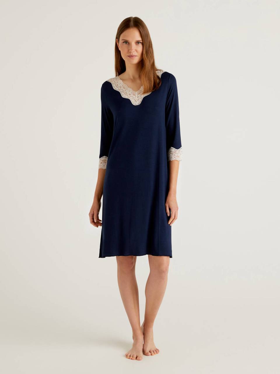 Benetton Nightshirt with lace details. 1
