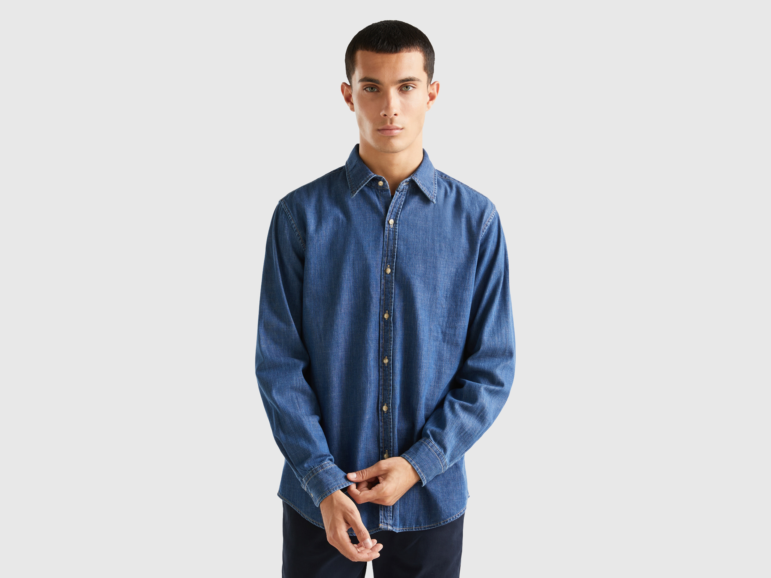benetton, chemise en jean 100 % coton, taille s, bleu foncé, homme