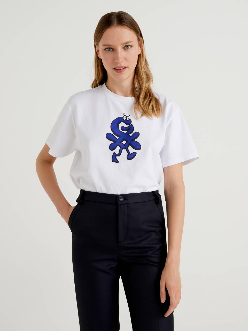 Benetton White t-shirt with print and embroidery by Ghali. 1
