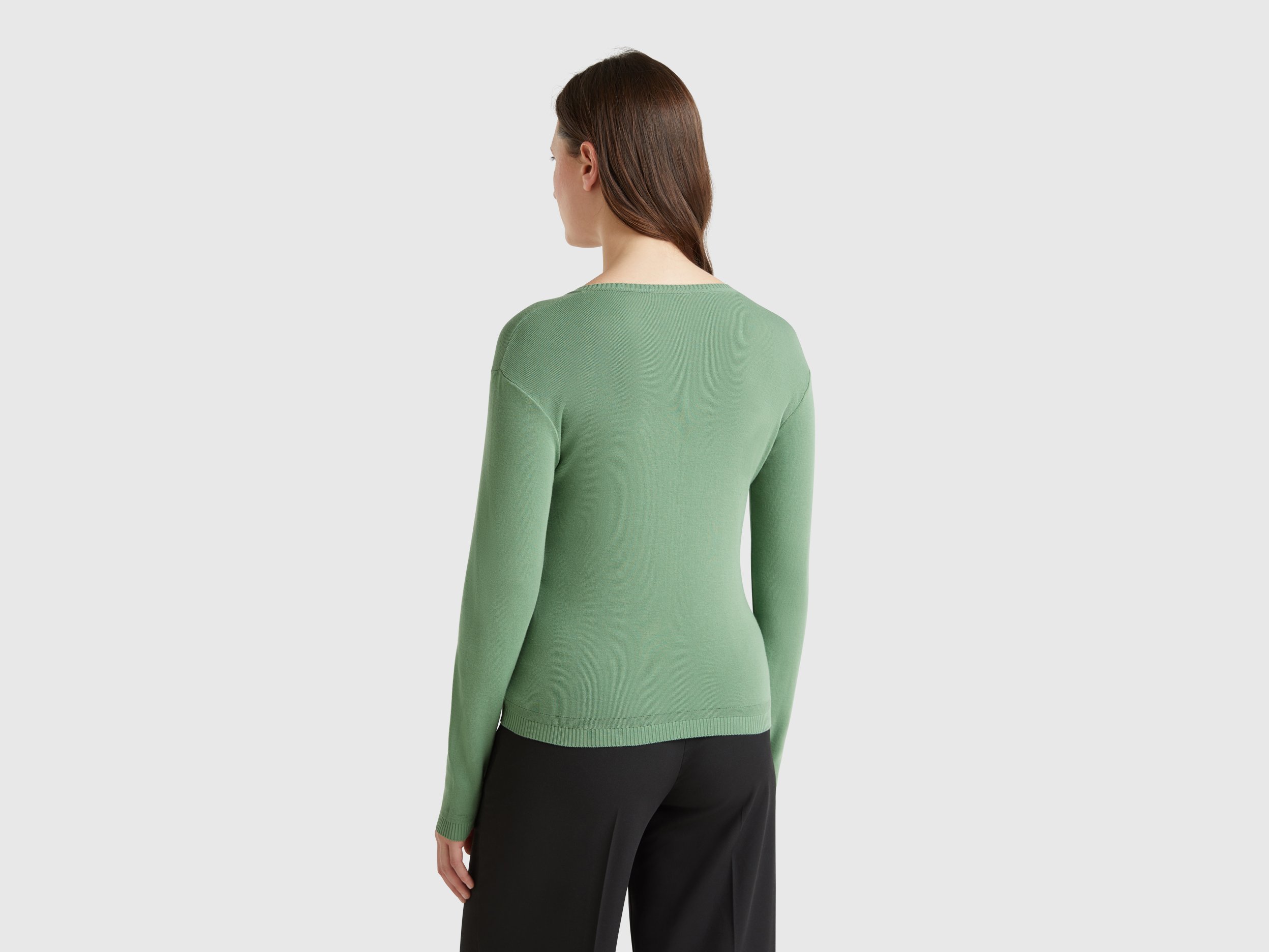 Benetton, Μπλούζα Από Αγνό Βαμβακερό Με V Λαιμόκοψη, size XS, Σκουρο Πρασινο, Γυναικεία φωτογραφία