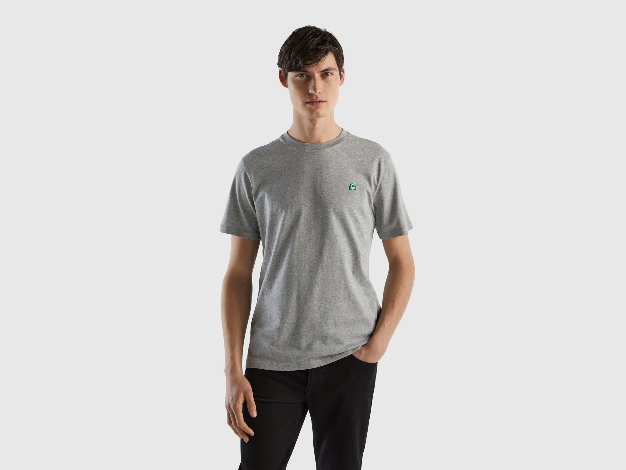 Image of Benetton, 100% Organic Cotton Basic T-shirt, size XXXL, Light Gray, Men