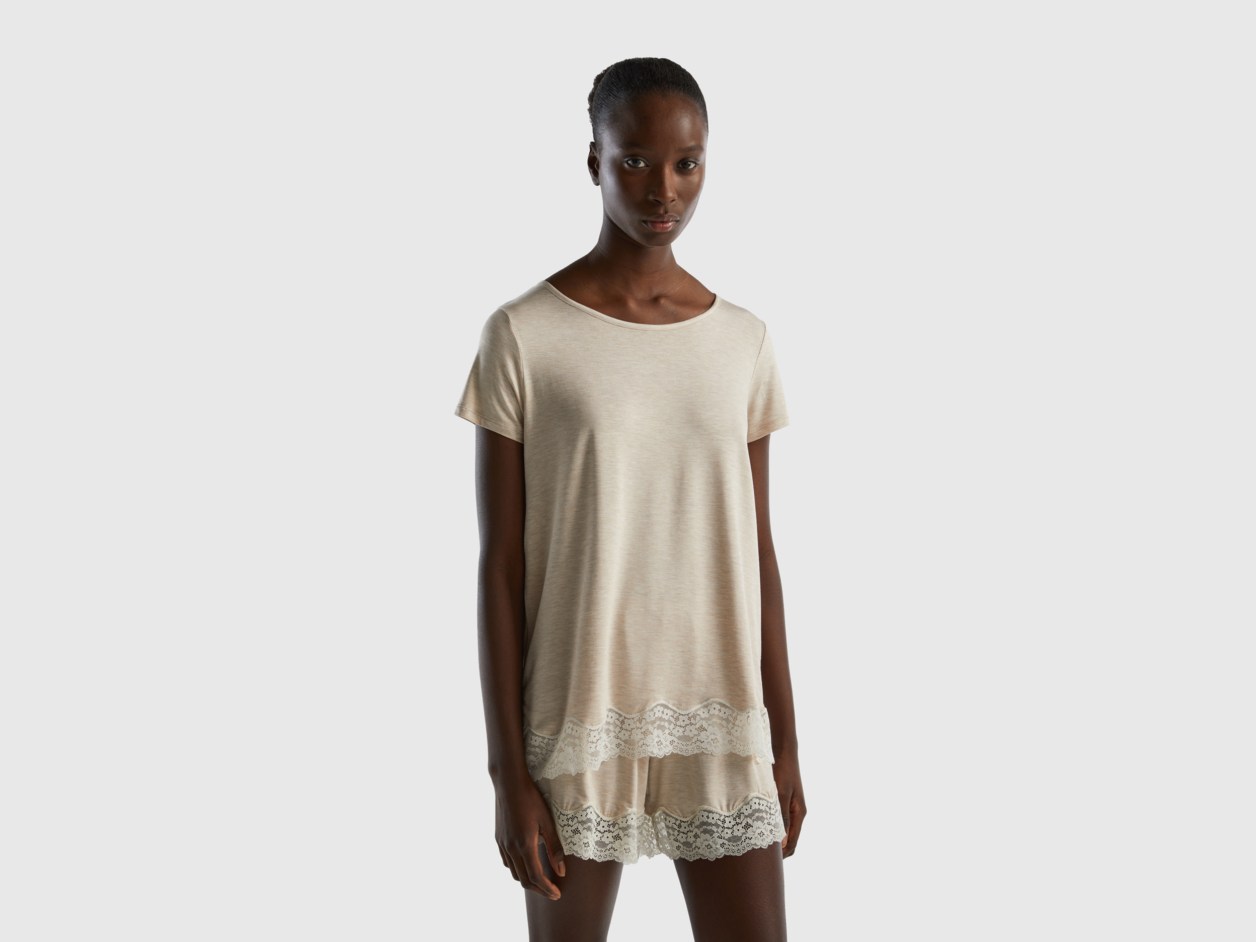 Benetton, Flowy Short Sleeve T-shirt With Lace, size L, Beige, Women