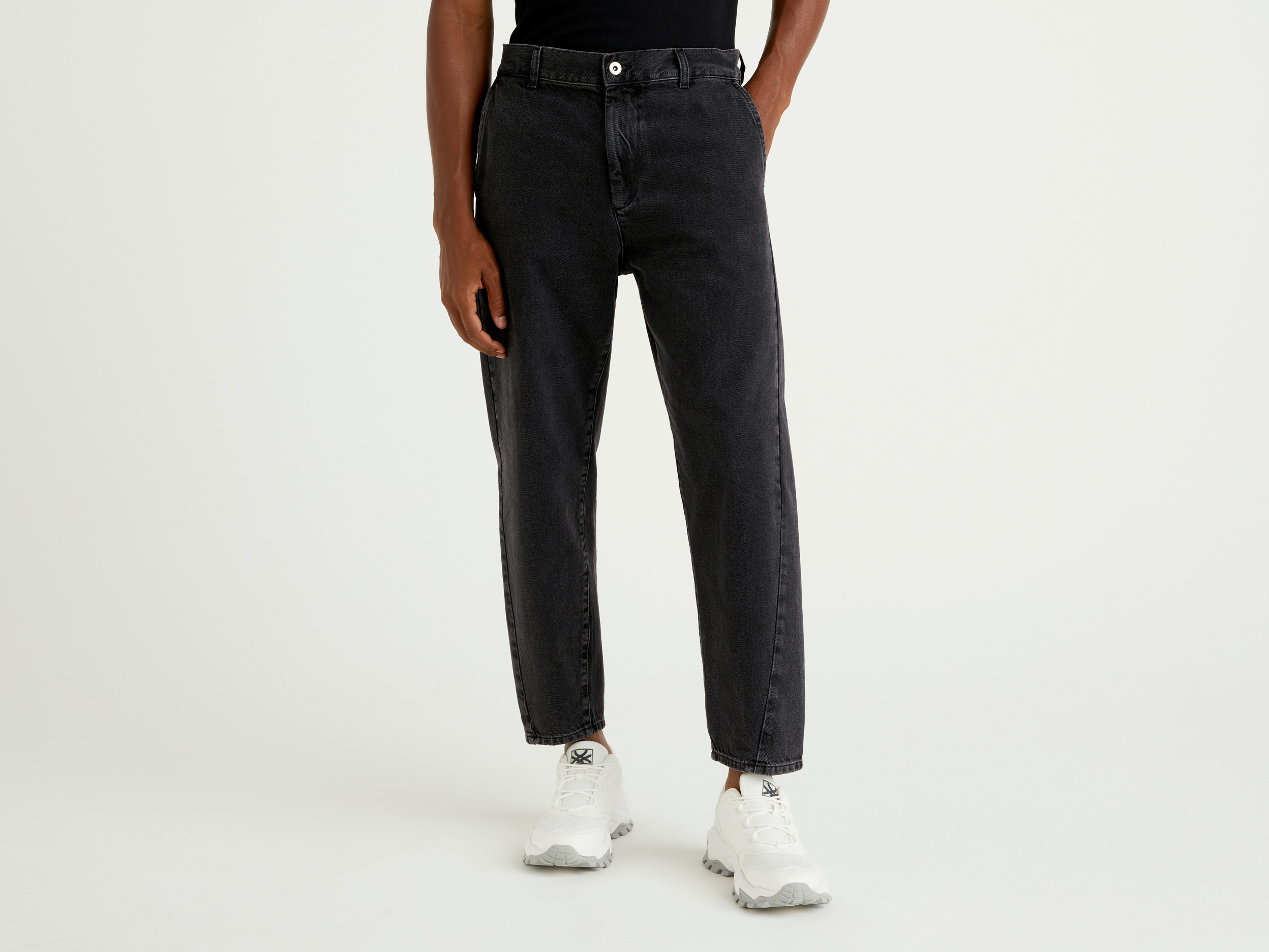 Benetton, Jeans Cropped 100 % Coton, taille 38, Noir, Homme