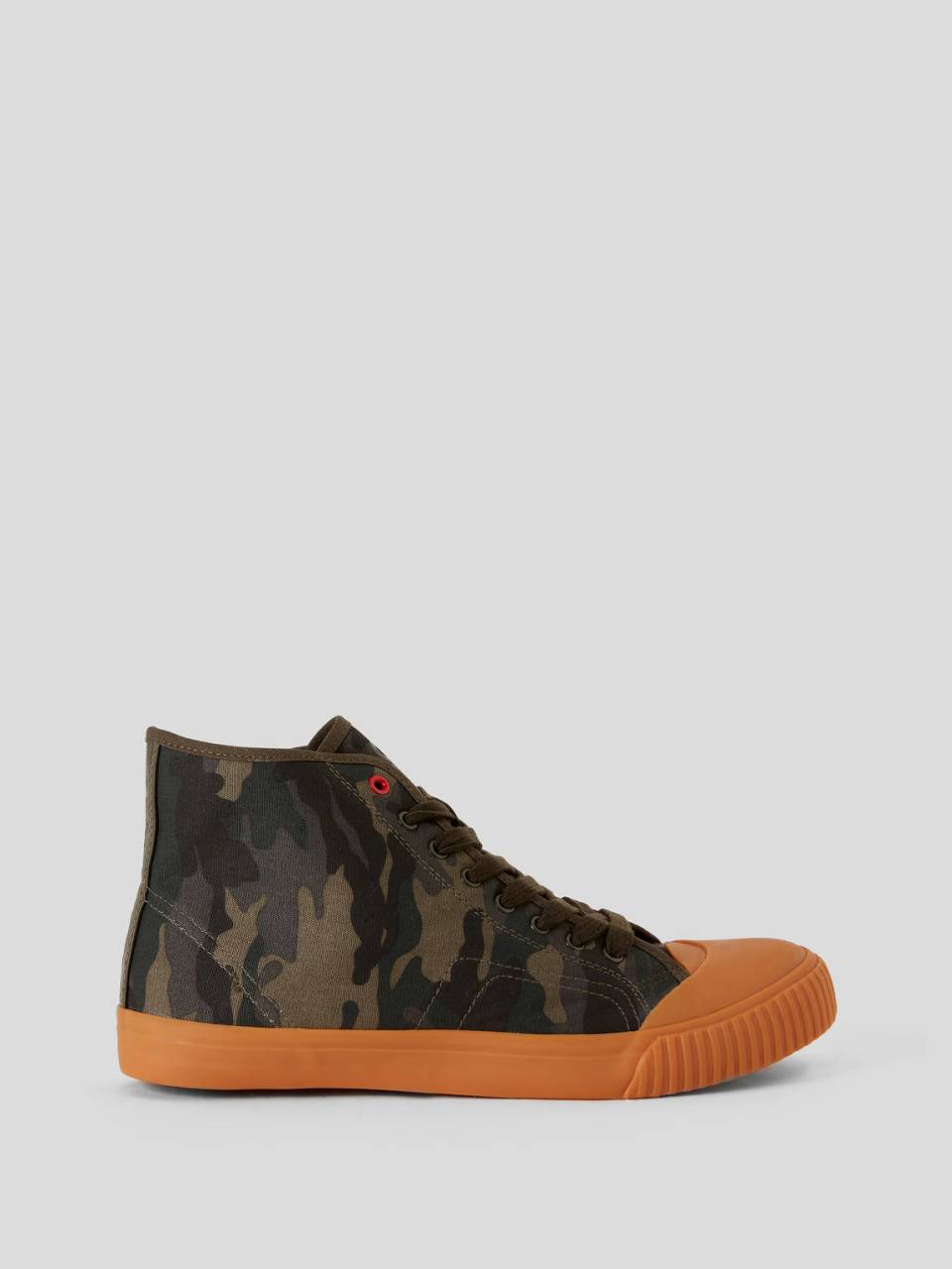Benetton Camouflage canvas sneakers. 1