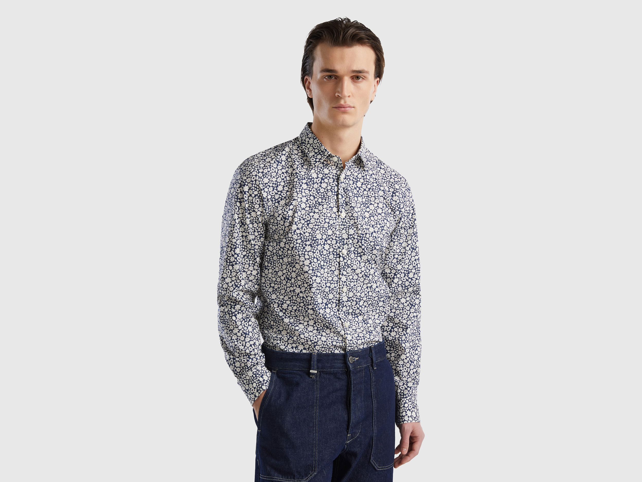 Benetton, Slim Fit Floral Shirt, size XXXL, Multi-color, Men