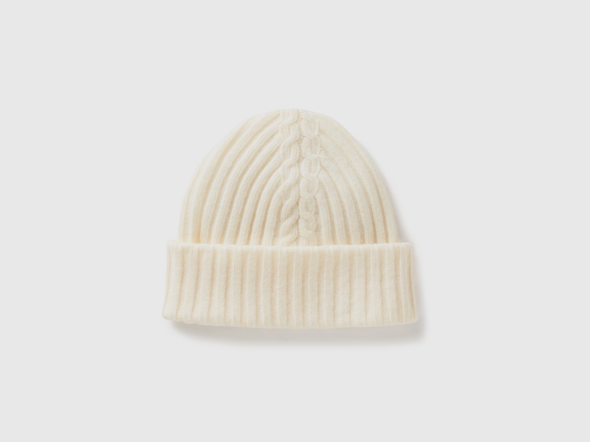 Benetton beanie new arrivals