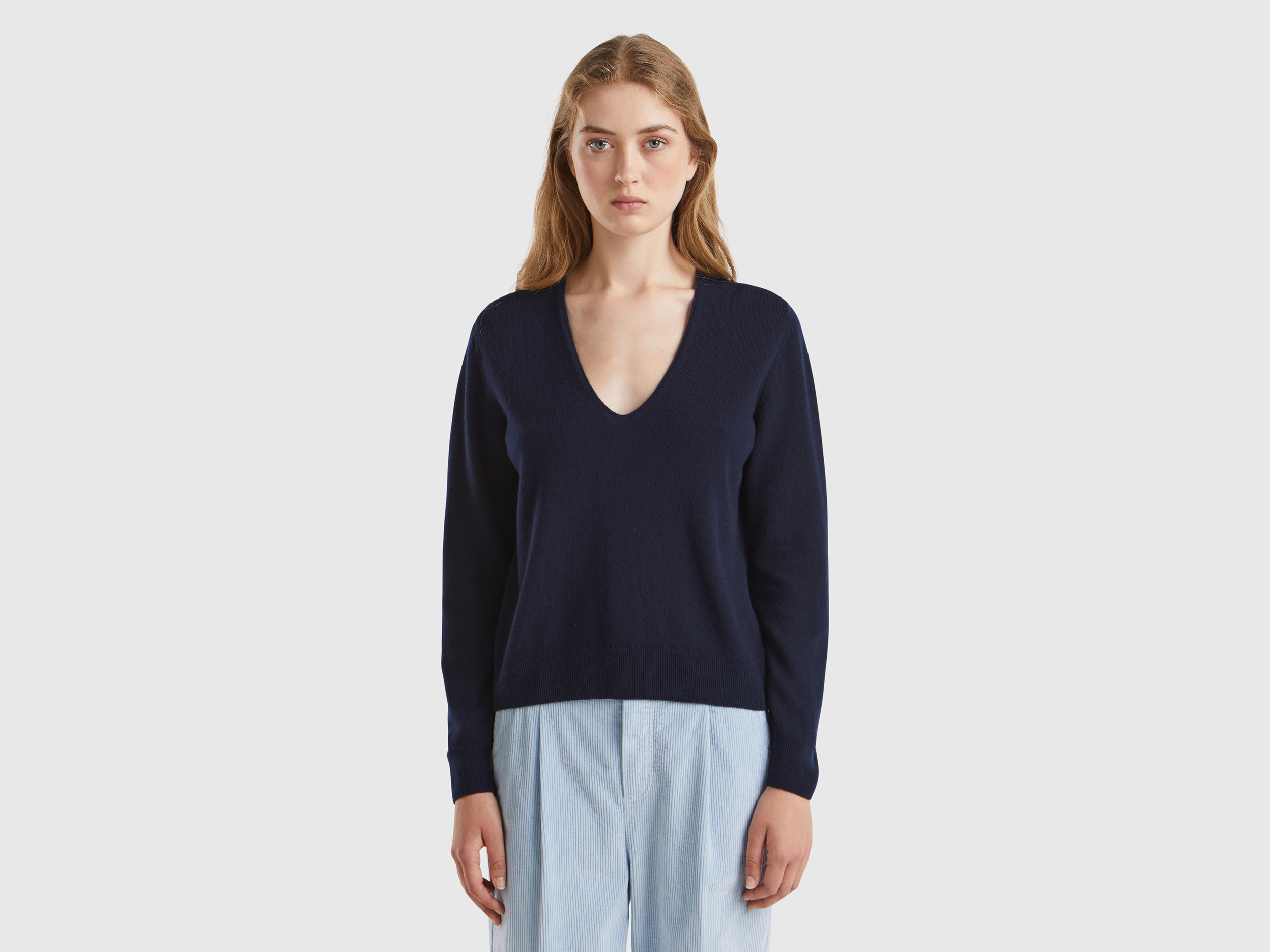 Benetton, Maglione Blu Notte Con Scollo A V In Pura Lana Merino, Blu Scuro, Donna