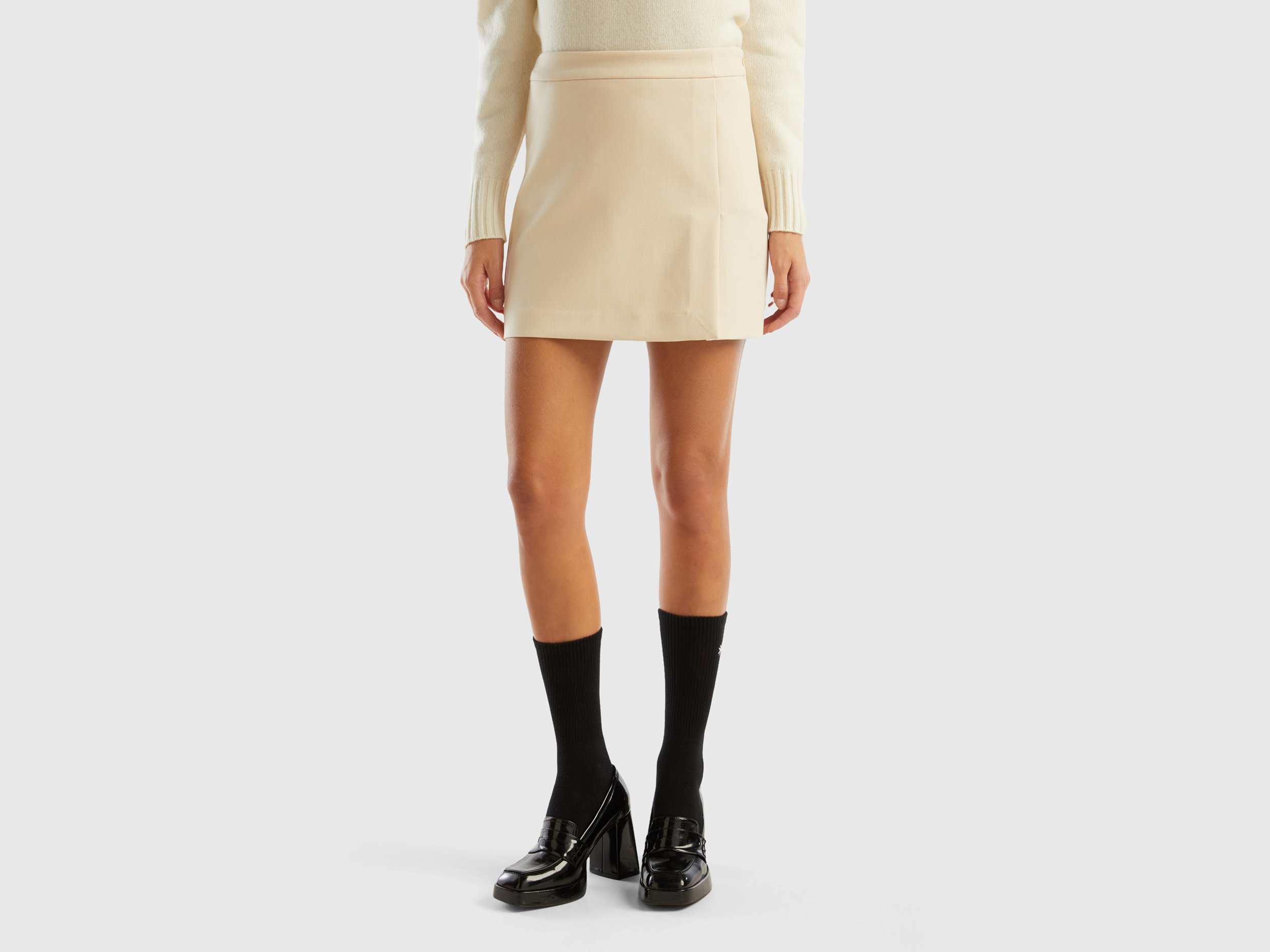 Benetton, Mini Skirt With Side Zipper, size 16, Beige, Women