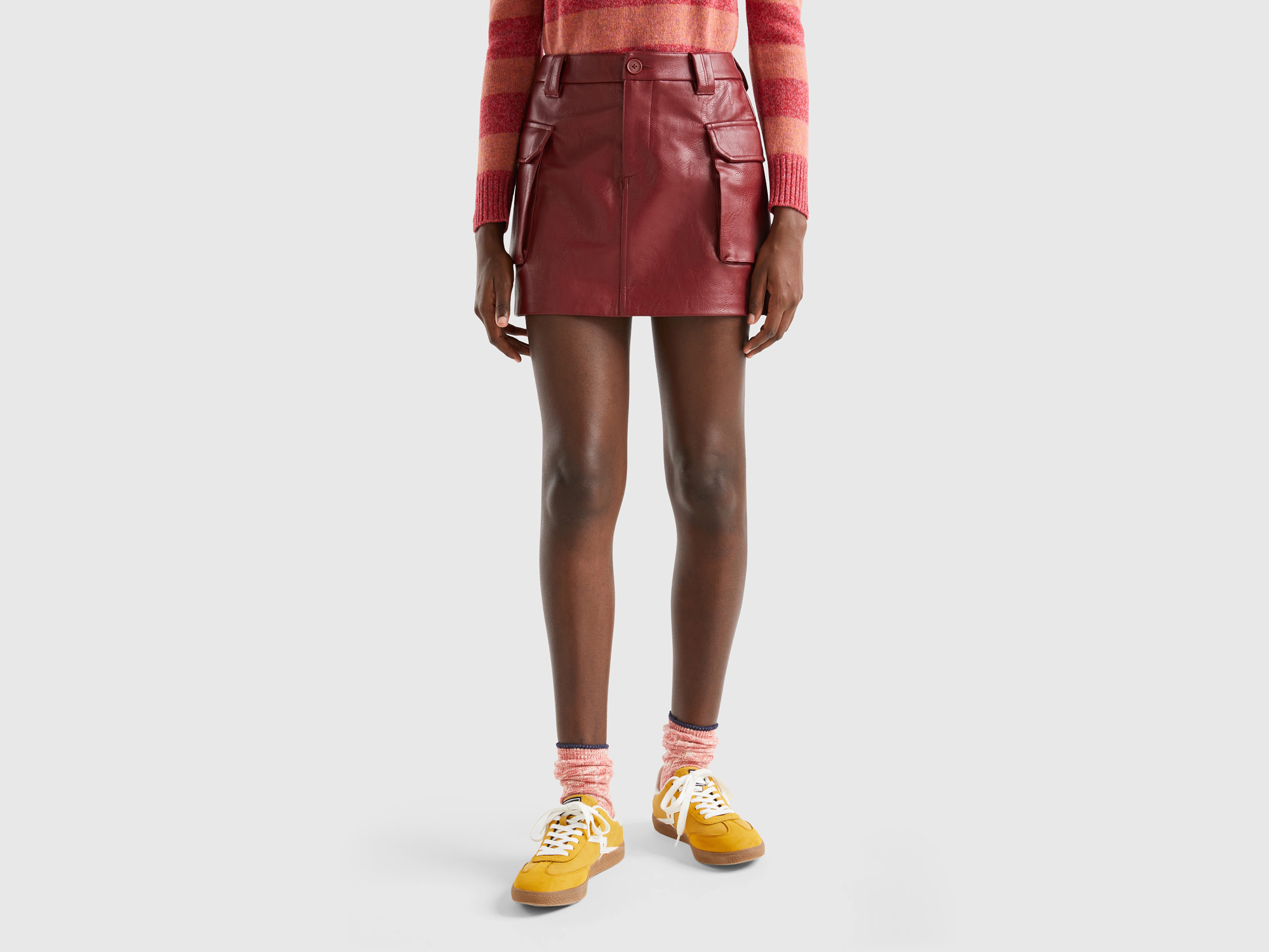 Benetton, Cargo Mini Skirt In Imitation Leather, size 6, Burgundy, Women