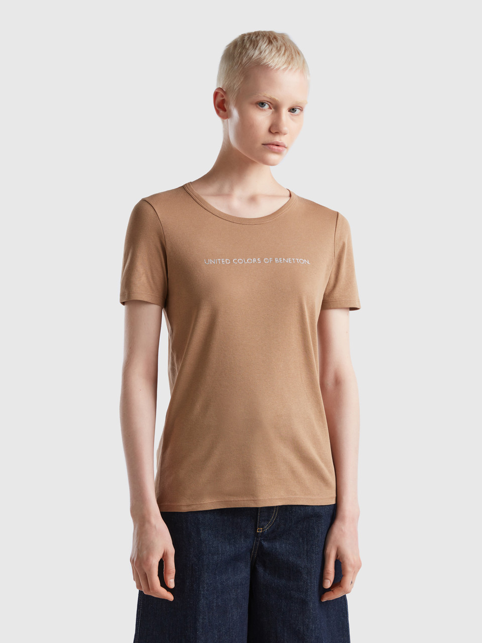 Benetton, T-shirt 100% Coton Avec Logo Imprimé Pailleté, Camel, Femme